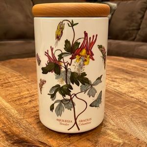 Portmeirion Botanic Garden airtight jar w/lid. New in box.